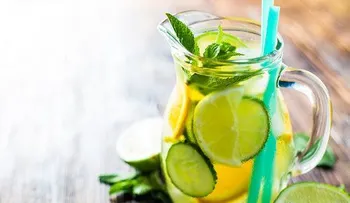 2 aguas detox para aplanar el vientre