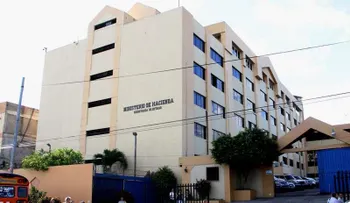 Comisión de Casinos, regulación vs complicidad