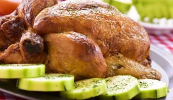 El pavo es antioxidante; rico en fósforo; tiene proteínas y ayuda a la digestión 
