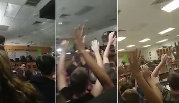 El momento en el que un equipo SWAT entra a un salón y rescata a los alumnos en el tiroteo en Florida