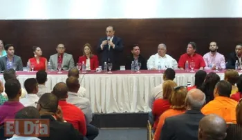 Quique Antún llama a dirigencia de Santiago a recuperar plaza electoral