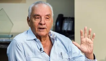 Quitan a Matos Berrido y colocan a Vitelio Mejía como presidente de la pelota invernal