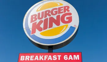 Burger King se disculpa por ofrecer comida a mujeres para que se embaracen de futbolistas en Rusia 2018