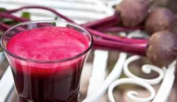 Beber zumo de remolacha reduce la hipertensión