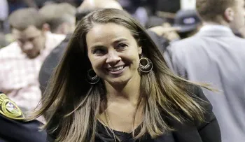 Spurs contratan a primera mujer entrenadora en NBA 