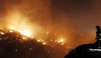 Chile: apagar el incendio en Valparaíso puede demorar hasta 20 días