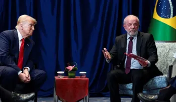 Trump dice que hablará con Lula pero tacha de "desgracia" las elecciones brasileñas