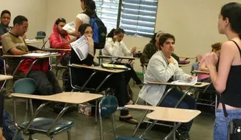 Puerto Rico cerrará 100 escuelas por falta de alumnos 