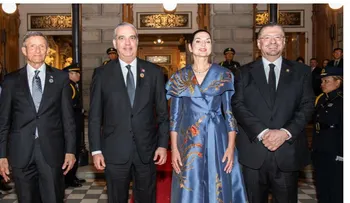 Abinader participa en cena oficial junto a líderes internacionales
