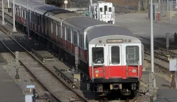 Tren en Boston sale de estación sin conductor