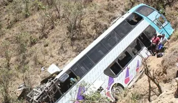 Perú: 22 muertos, 18 heridos en accidente autobús