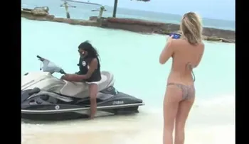 Video: Quería posar sexy sin saber que pasaría una tragedia