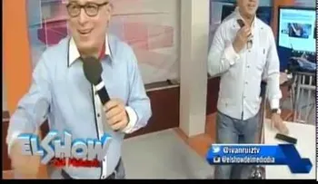 "El Querido" revela senadora "burlona" se hizo una cirugía, y no tiene dinero para comprar una botella de agua  