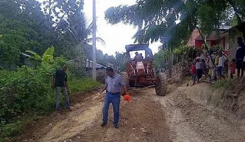Inician operativo navideño â??Obras Públicas con el Barrioâ?, en Barahona