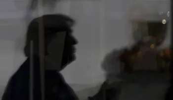 Trump protagoniza un video oficial de 30 segundos que desata críticas por su financiación pública
