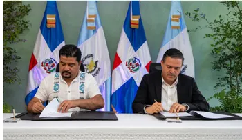 Apordom y comisión de Guatemala firman acuerdo portuario