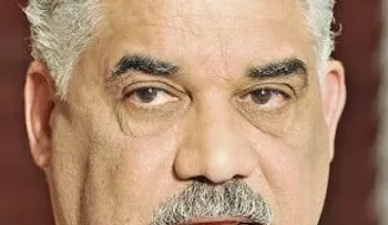 Danilo Medina cede ante rechazo población: aplaza para el 2014 nuevo impuesto a la placa 