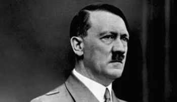 Hitler: Delirios, alcohol y desesperación antes dispararse un tiro en la cabeza 