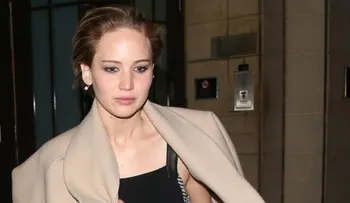Jennifer Lawrence sufre un gran susto durante un vuelo en un jet privado