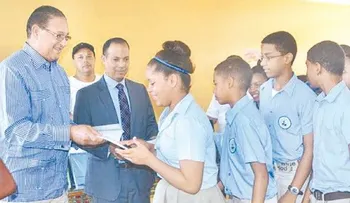 La CAASD promueve el ahorro del agua