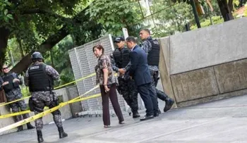 Mueren tres policías en Caracas tras ser atacados por presos durante una fuga