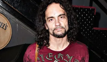 Nick Menza, exbaterista de la banda metalera Megadeth, muere en pleno concierto