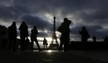 Francia bombardea posiciones del Estado Islámico en Siria