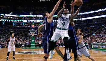 Towns: 21 puntos y 12 rebotes en revés T-Wolves