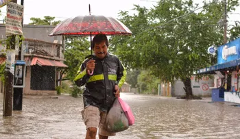 ¿Te parece que está lloviendo demasiado en México? Tienes razón, y este experto explica por qué (y sus riesgos)