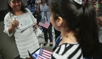 Miles dominicanos en EEUU se beneficiarían con rebaja costos trámites ciudadanía