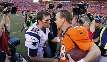 Manning le gana el duelo a Brady  y va al Super Bowl