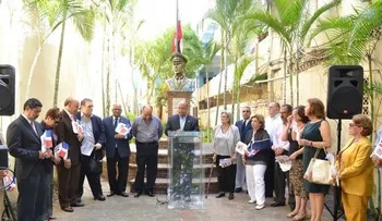 Conmemoran 54 aniversario muerte del teniente Amado García Guerrero 