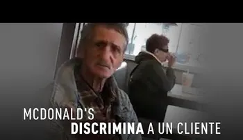 McDonald's expulsa a un cliente por invitar a un sintecho a comer