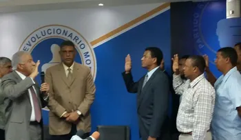 Miembro del CC del PLD renuncia y se va con Luis Abinader