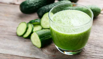 No gasten dinero, tenía vitiligo y me lo curé con pepino, manzanas, sábila y espinaca