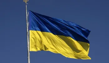 Ucrania celebra Día de la Bandera con líderes europeos en medio de la guerra
