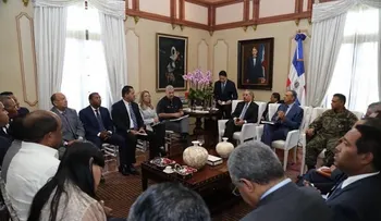 Presupuesto 2018 por RD$814 mil millones prioriza educación y salud con escuelas y hospitales 