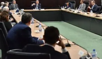 Valdez Albizu anuncia elaboración instructivos de distribución recursos para encarar impacto coronavirus 