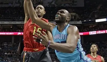 Con doble doble de Horford, Hawks superan a Hornets