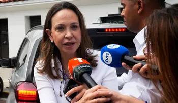 María Corina Machado respalda propuesta de Bernie Moreno de fijar elecciones en Venezuela el 24 de julio de 2027