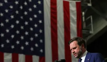 J. D. Vance y el equipo de Trump modifican las reglas sobre Irán