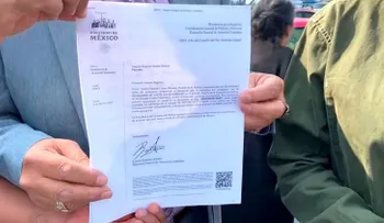 Otra nueva: Juan Gabriel "fingió" su muerte y solicita audiencia con López Obrador, para que lo perdone 