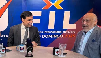 Roberto Ángel Salcedo destaca proyección internacional de escritores dominicanos