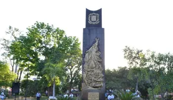 Presidente Medina encabezará desfile estudiantil por 175 Aniversario de la Batalla del 19 de marzo