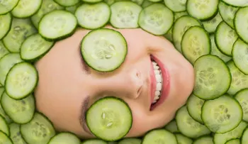 Por qué no lo habían dicho: 10 razones para colocar pepinos en los ojos