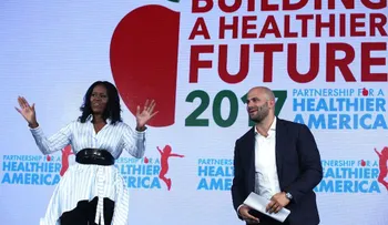Michelle Obama critica a Trump por la comida en las escuelas