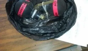 Dos menores lanzan bomba a liceo de Barahona