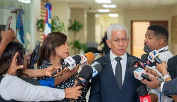 Presidente Senado defiende procesos legislativos: "proyectos no se aprueban al vapor