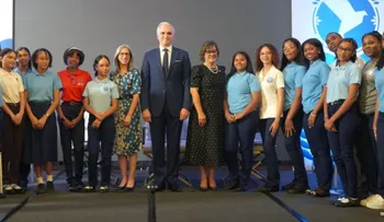 De Camps impulsa juventud y cultura de paz durante congreso estudiantil