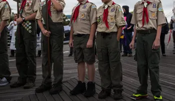 Los Boy Scouts cambian de nombre a medida que las niñas se unen